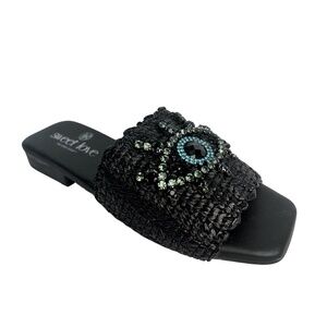 Flat Sandal with Eye Crystal Detail SWEET LOVE 2330